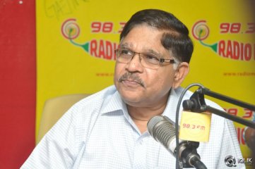 Pilla Nuvvu Leni Jeevitham Movie Song Launch at Radio Mirchi